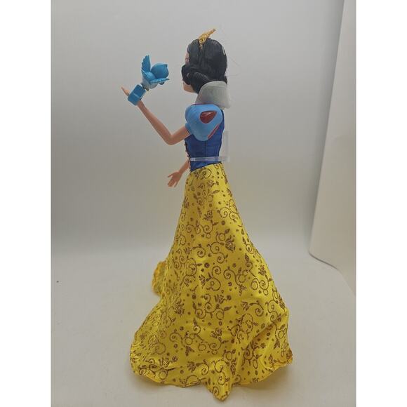 Disney Mattel Snow White & the Seven Dwarfs Musical Snow White & Friends - Picture 3 of 8